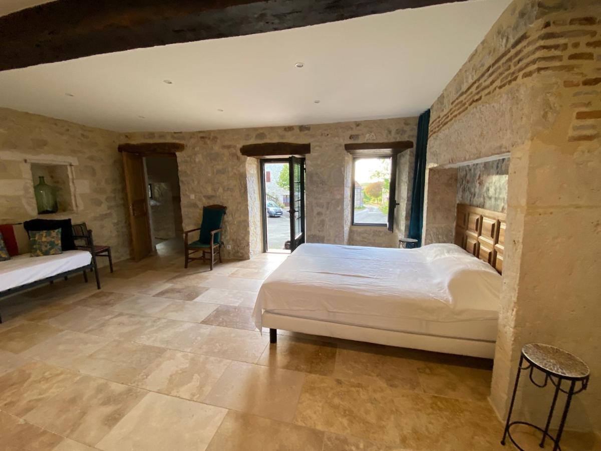 Maison De Village, Charme Et Confort Mauroux  Esterno foto